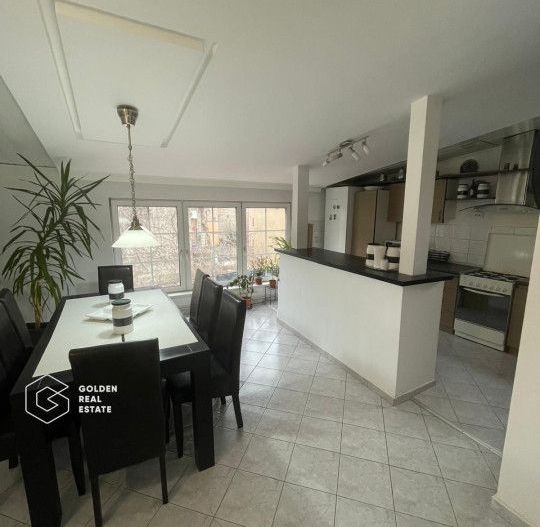 Proprietate ultracentrala, compusa din 2 apartamente - Poză 4