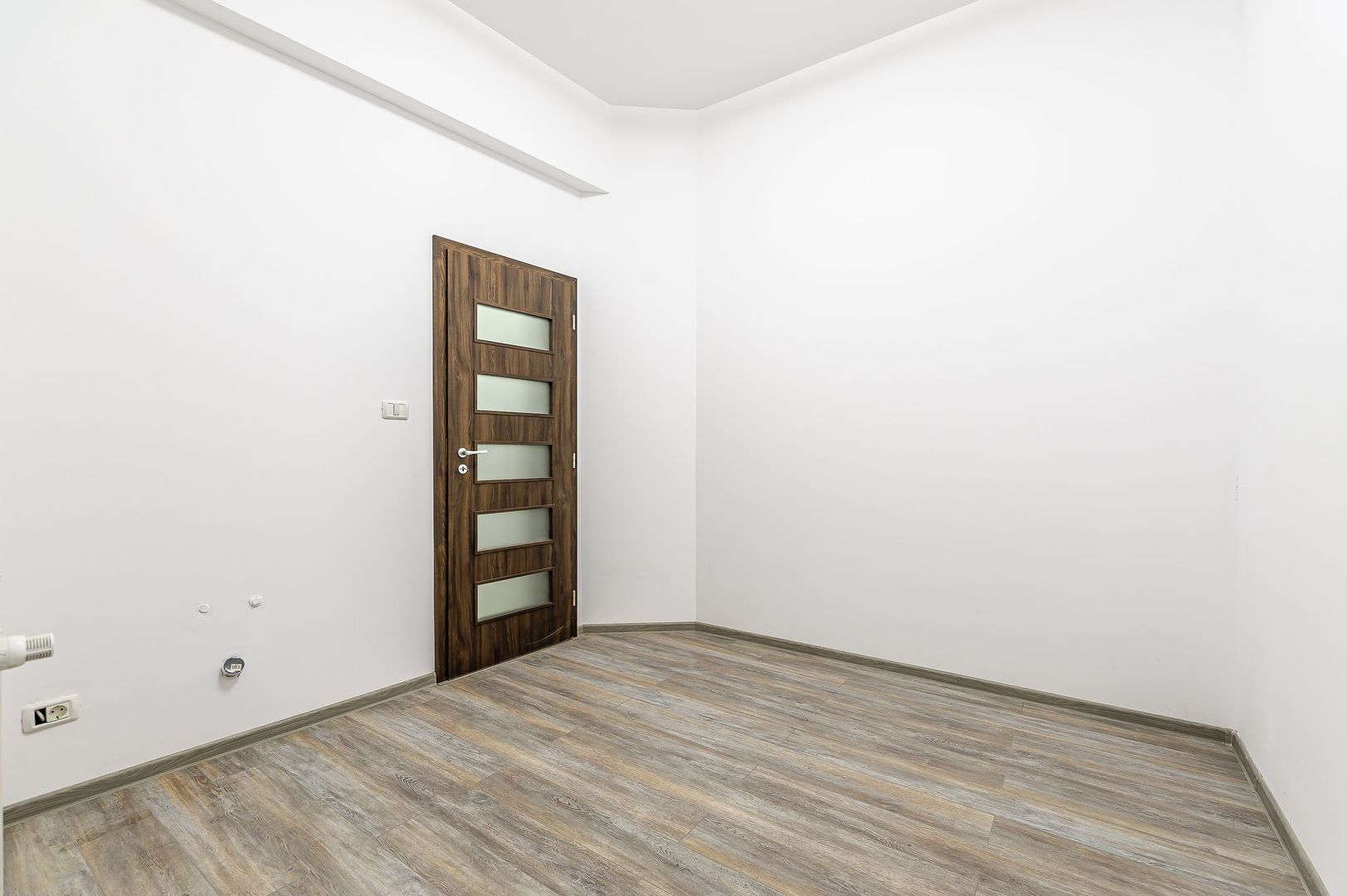 Apartament la casă cu destinații multiple Ultracentral - Poză 4