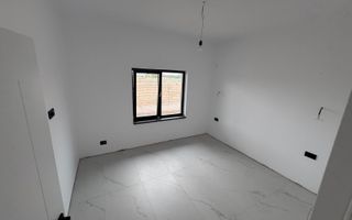 Casa la sol, 80mp, MIroslava-Voinesti, 145000euro - Poză 7