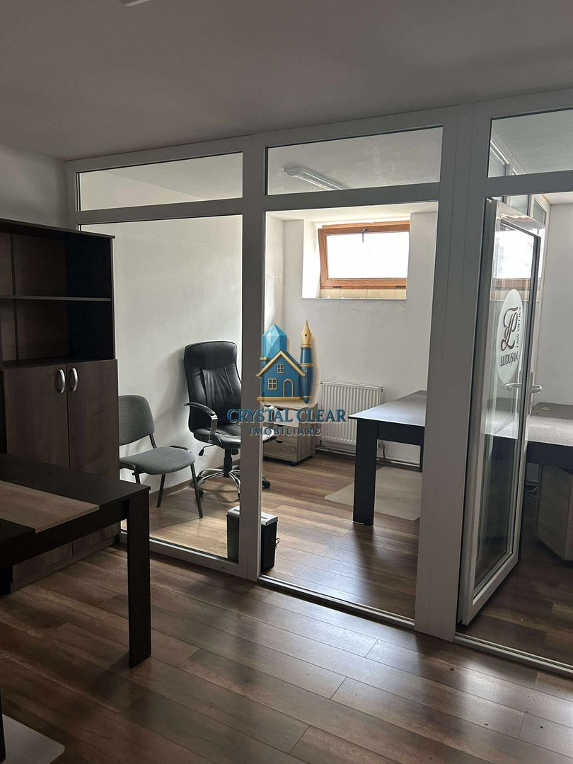 Casă pe 3 nivele, cu 13 camere-zonă centrală, str. Mihail Kogălniceanu - Poză 16