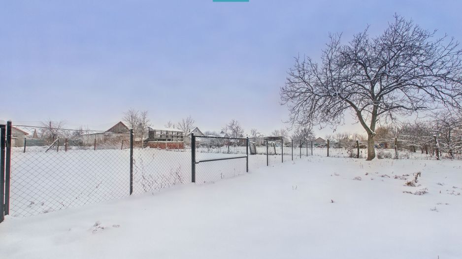 Casă  cu 2 corpuri total 4 camere în Nădab - Poză 7