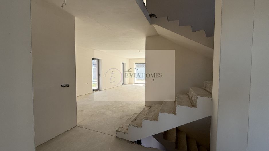 Casa individuala cu 4 dormitoare in cartierul Europa - Poză 3