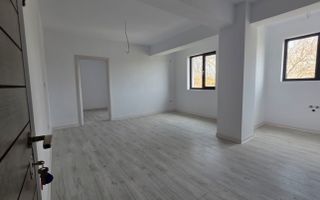 Apartament 2 camere Otopeni central - Poză 3