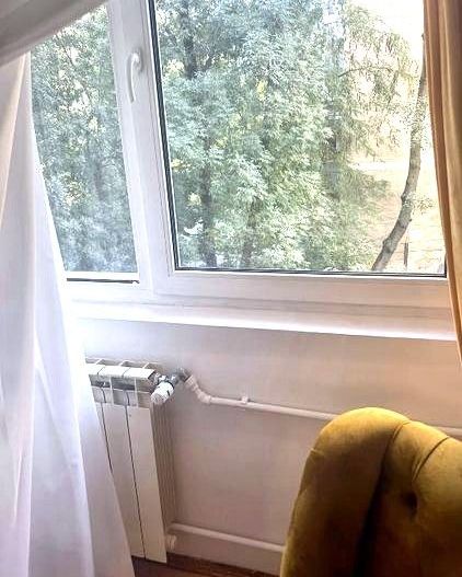 🏡 Închiriez Apartament cu 2 camere renovat, Bd. Basarabiei, etaj 2 - Poză 8
