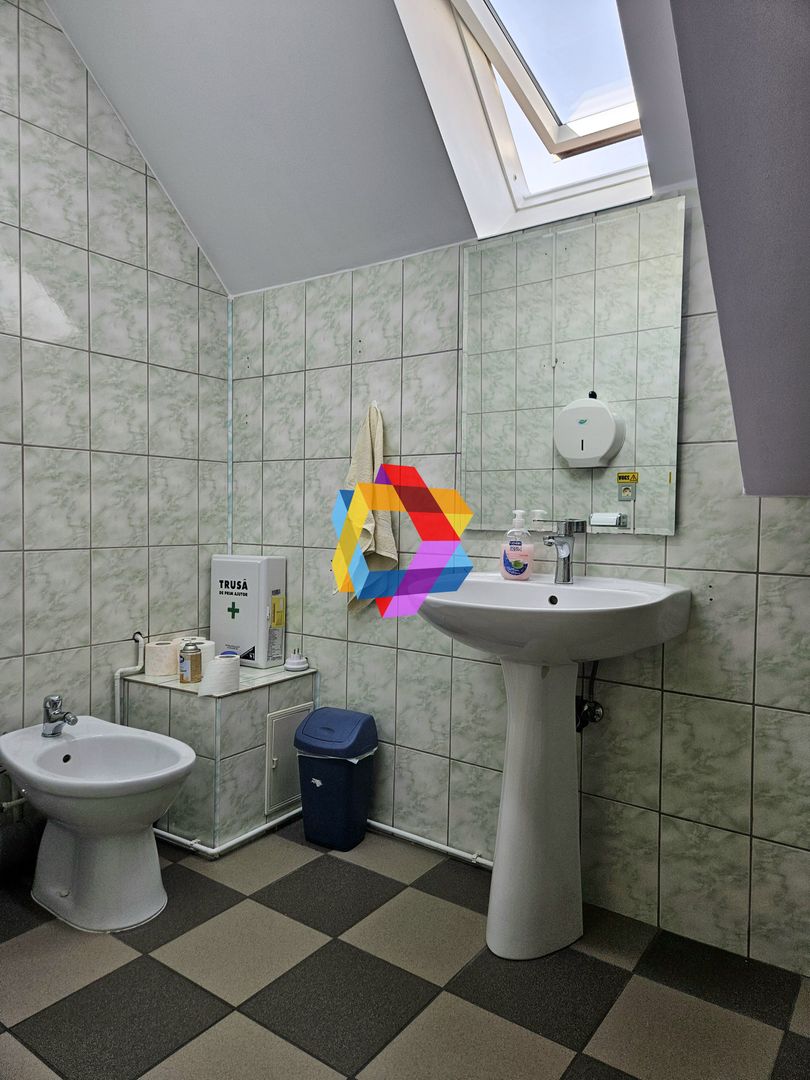 Casă plus Spațiu comercial  741 mp, Teren 906 mp Brasov - zona Blumana - Poză 49