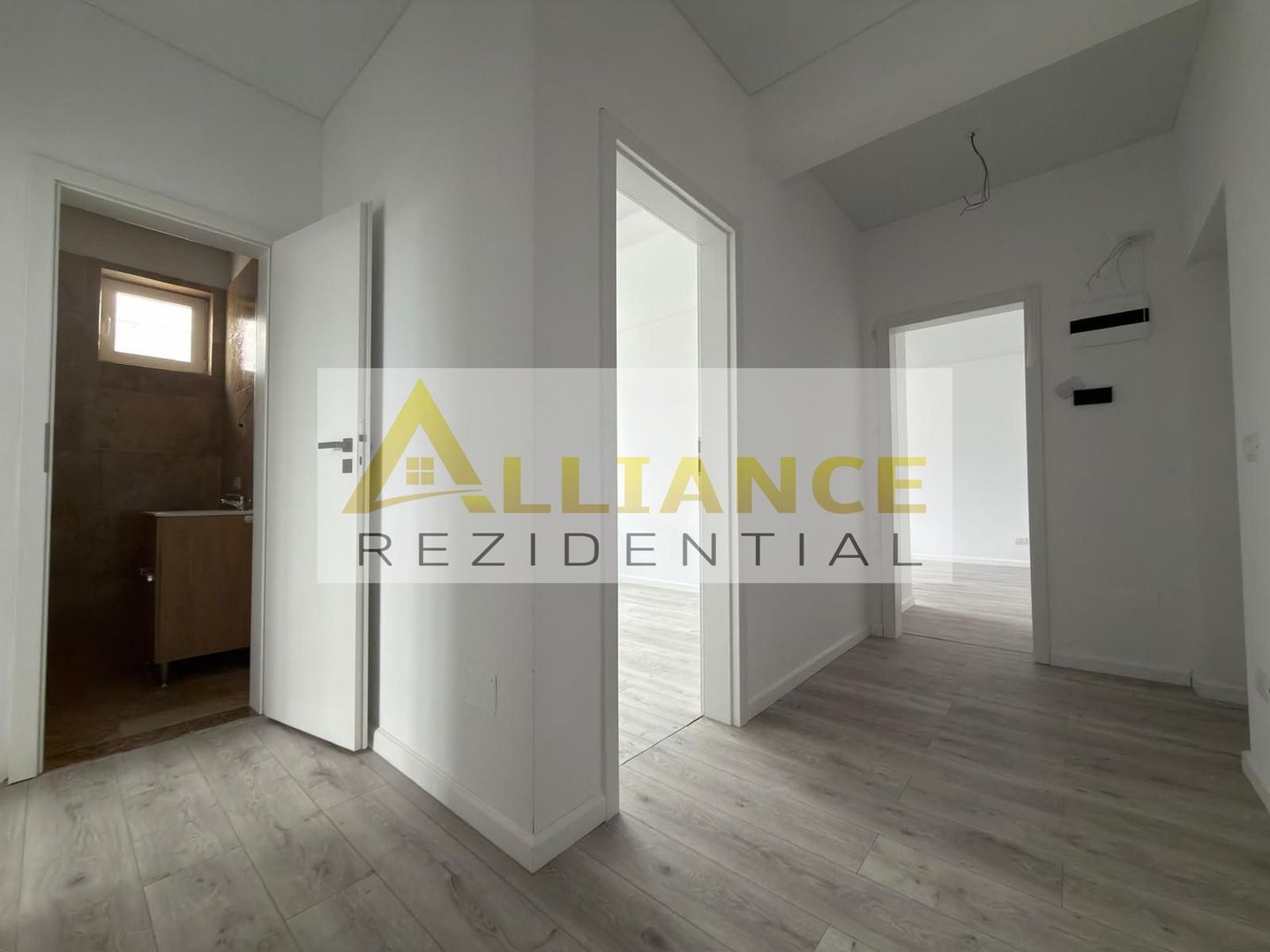 Mutare imediata | 3 camere cu parcare | Popești Leordeni - Poză 11