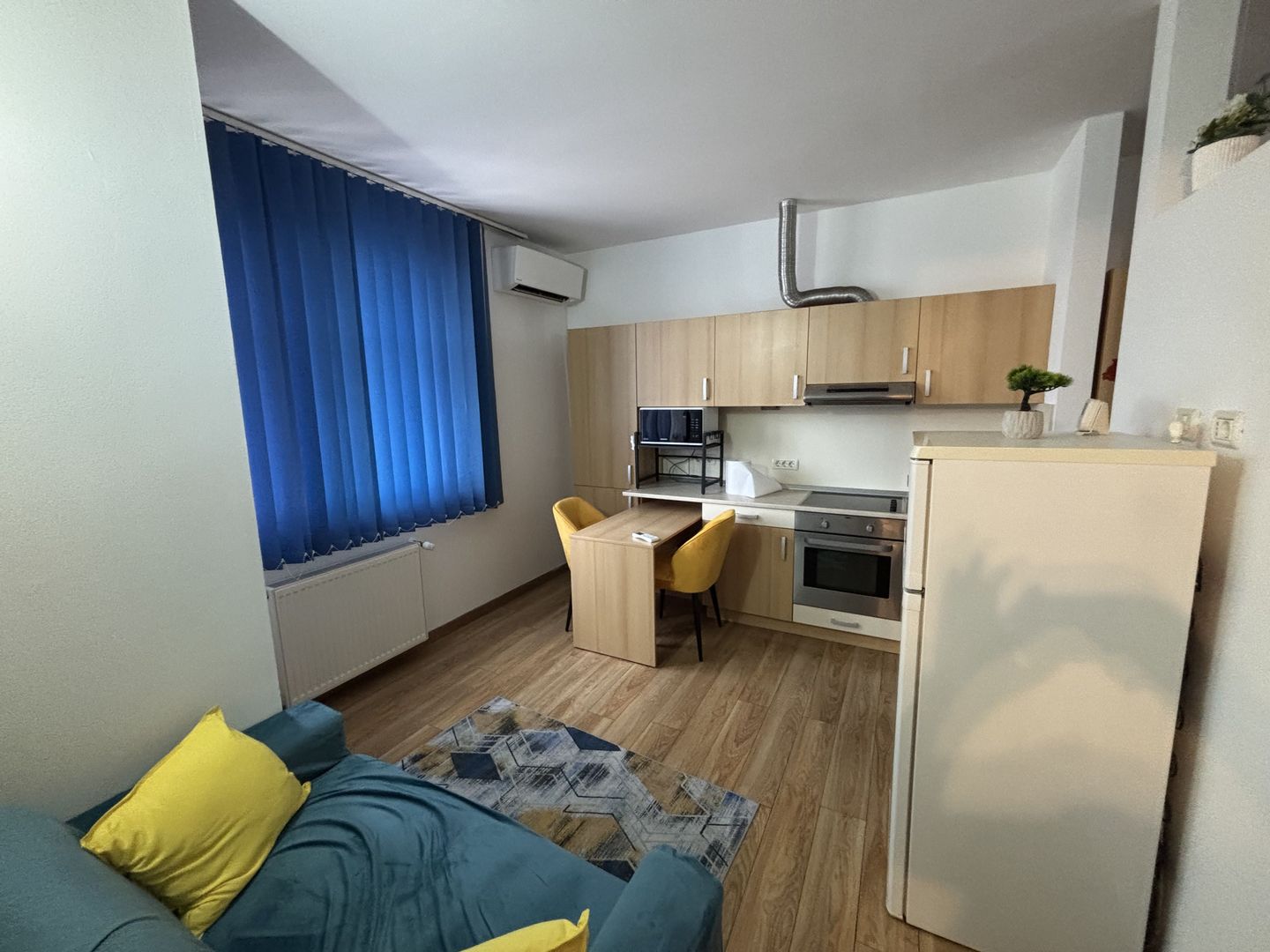Apartament 1 cameră generos zona Complex - Poză 2