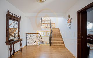 Ovidiu Sud - Zona premium - Vila impozanta, curte mare, garaj, terasa! - Poză 16