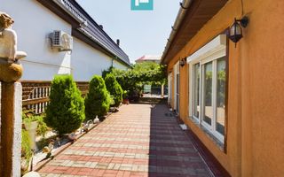 Casă stil conac pe drumul Cetății - Șiria - Poză 10