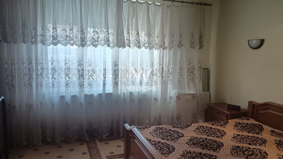 Casă individuală cu 2 apartamente separate, teren 650 mp, garaj și terasă - Poză 23