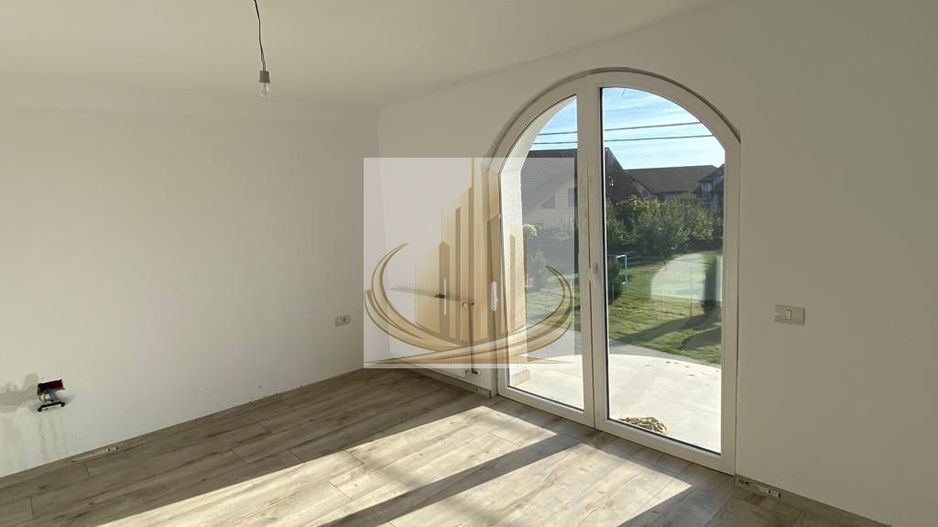 Casă 5 camere, 2 niveluri, intrări și utilități separate – Șag - Poză 15