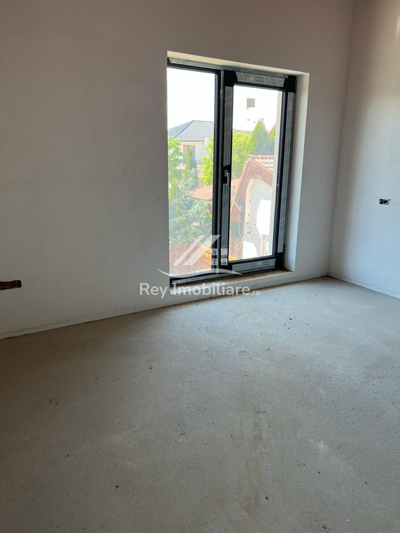 Casă construcție de Lux de vânzare în Șelimbar zonă bună - Poză 14