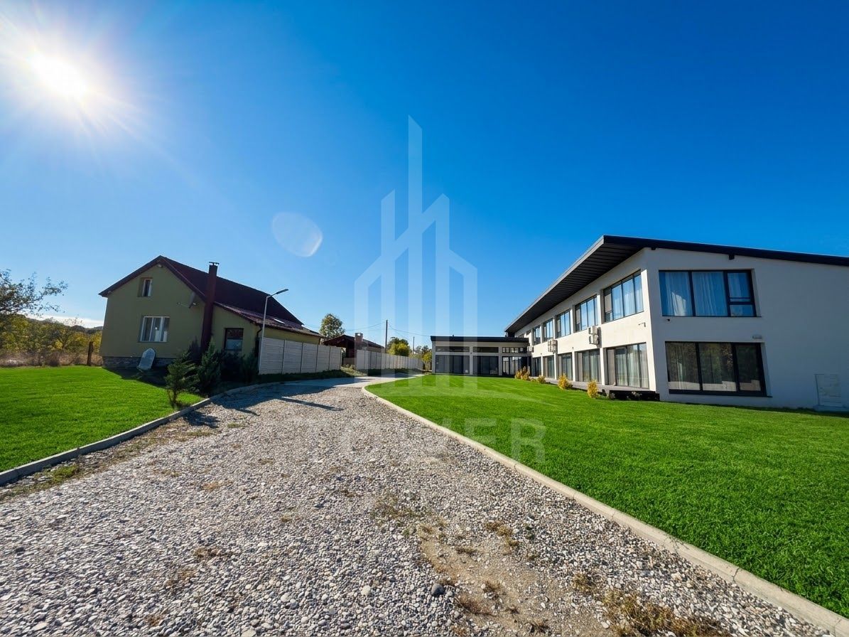 PENSIUNE + CASĂ DE LOCUIT | VALEA AVRIGULUI | 830 MP UTILI | 4.600 MP TEREN | - Poză 11