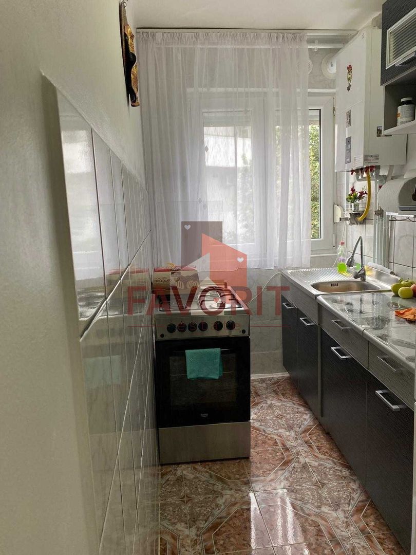 2 camere | centrala proprie | mobilat si utilat | zona excelenta | - Poză 5