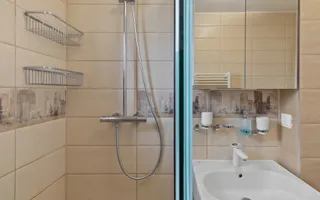 REZERVAT  Apartament 2.5 camere, 65 mp, parcare+boxa, preluare regim hotelier - Poză 13