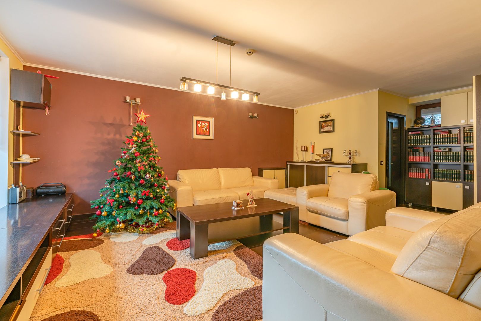Casa individuala in Dambul Morii cu vedere spre Piatra Mare - Poză 7