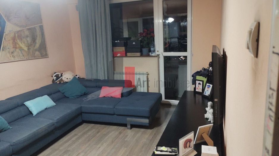 Vânzare apartament 3 camere Brâncoveanu - Luică - Poză 2