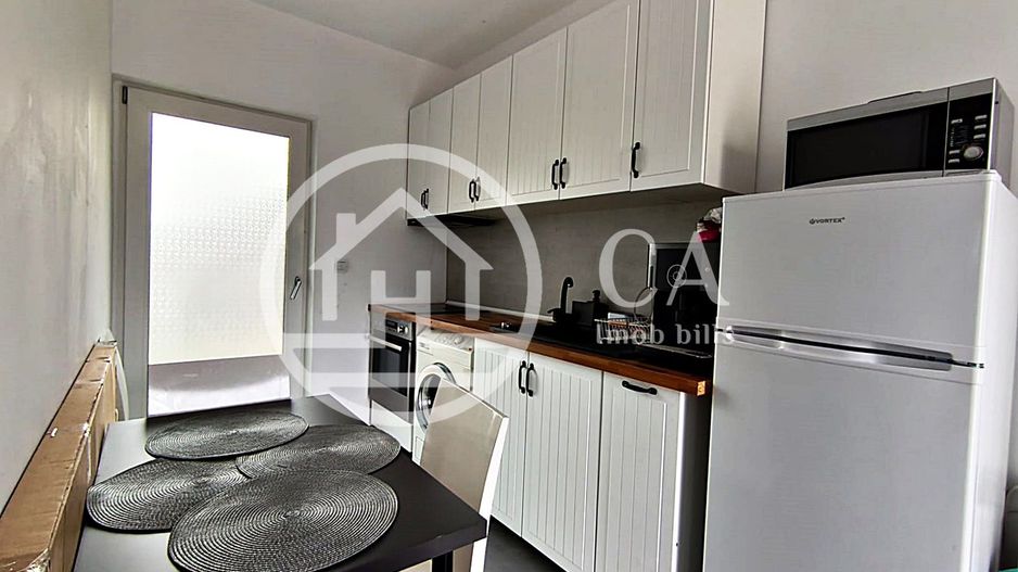 Casă de închiriat cu 3 camere în Osorhei, Oradea - Poză 14