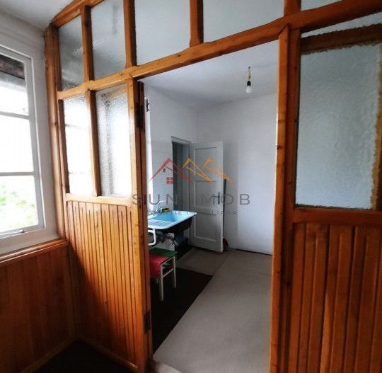 Apartament 2 camere, curte proprie 50 m2, Zona A, Campina, Prahova - Poză 5