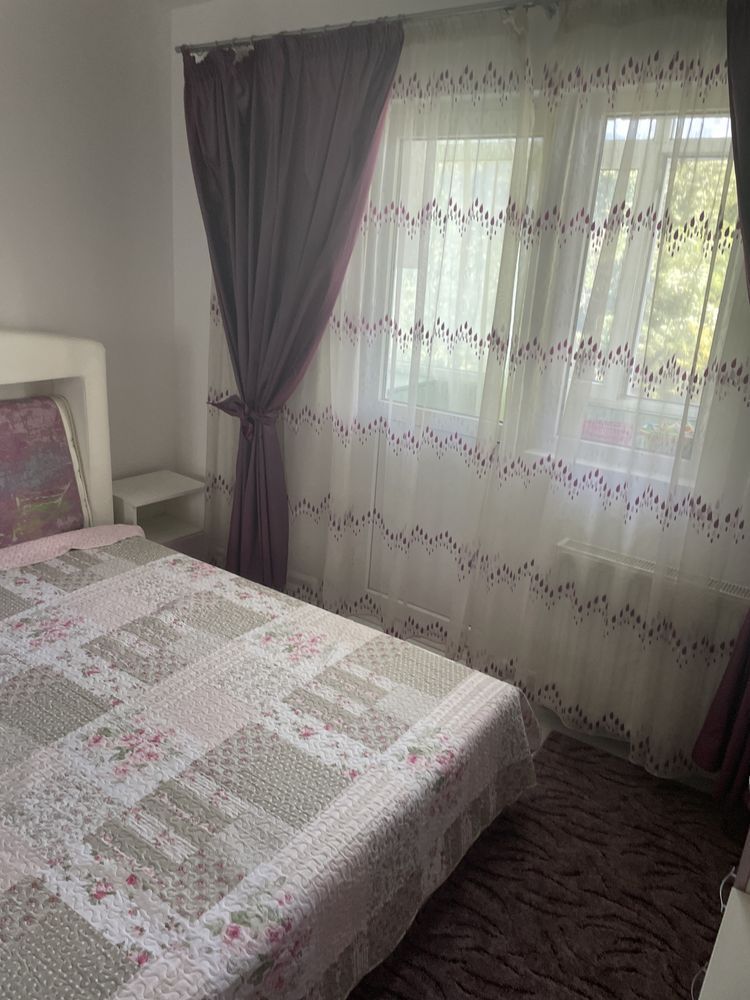 Vand apartament  4 camere - Poză 3