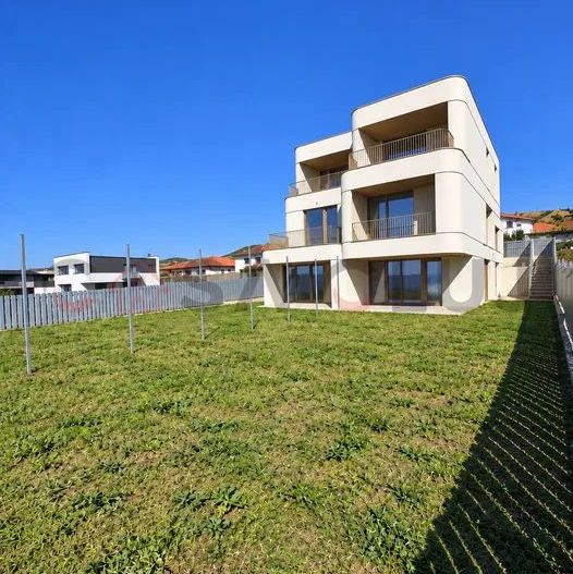 Casa zona Voronet - View superb spre oras - Poză 2