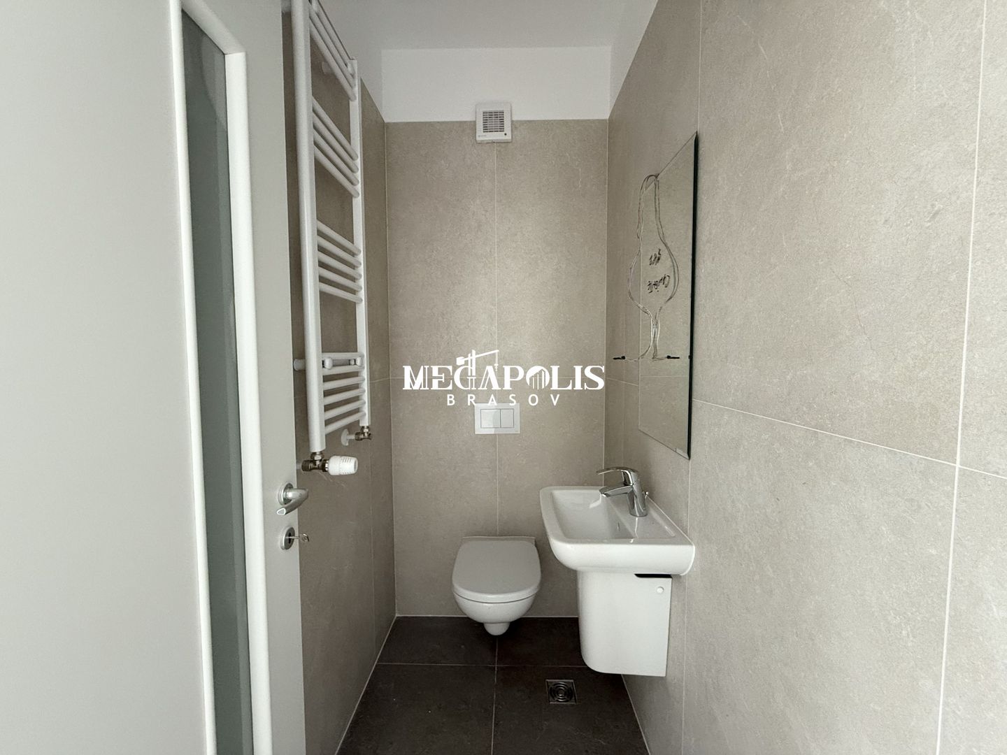 Vinzare Penthouse FINALIZAT SI INTABULAT BRASOV ZONA TRACTORUL - Poză 17