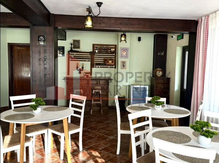 Pensiune la cheie de vânzare în Bran – Afacere cu 10 camere plus piscina - Poză 9