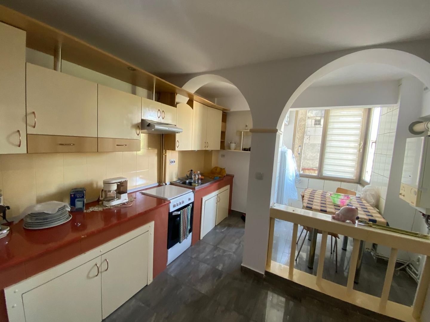 Apartament cu 2 camere de închiriat - Poză 3