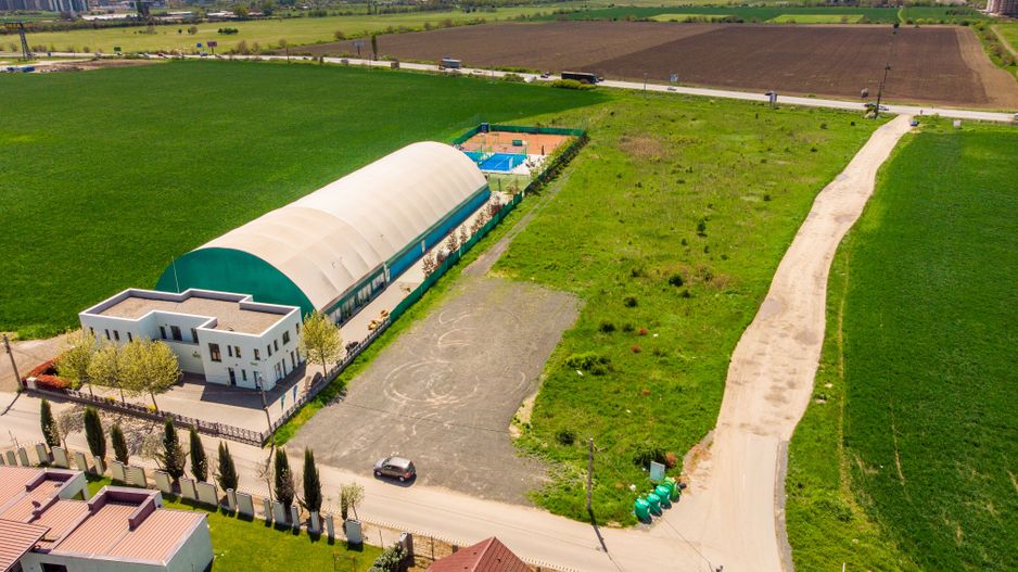 Teren de 10.000 mp amplasare avantajoasă - Poză 10
