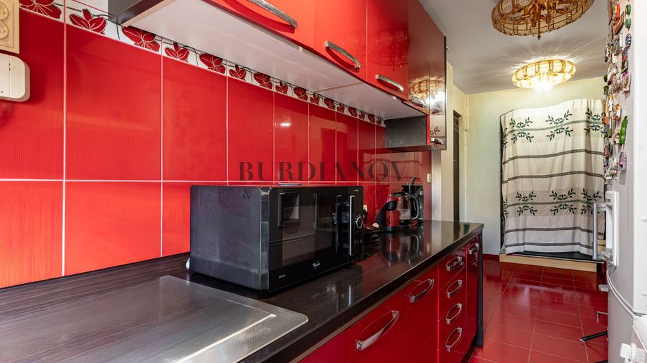 Apartament cu 4 camere - Calea Călărașilor - Metrou Piața Muncii - Poză 5