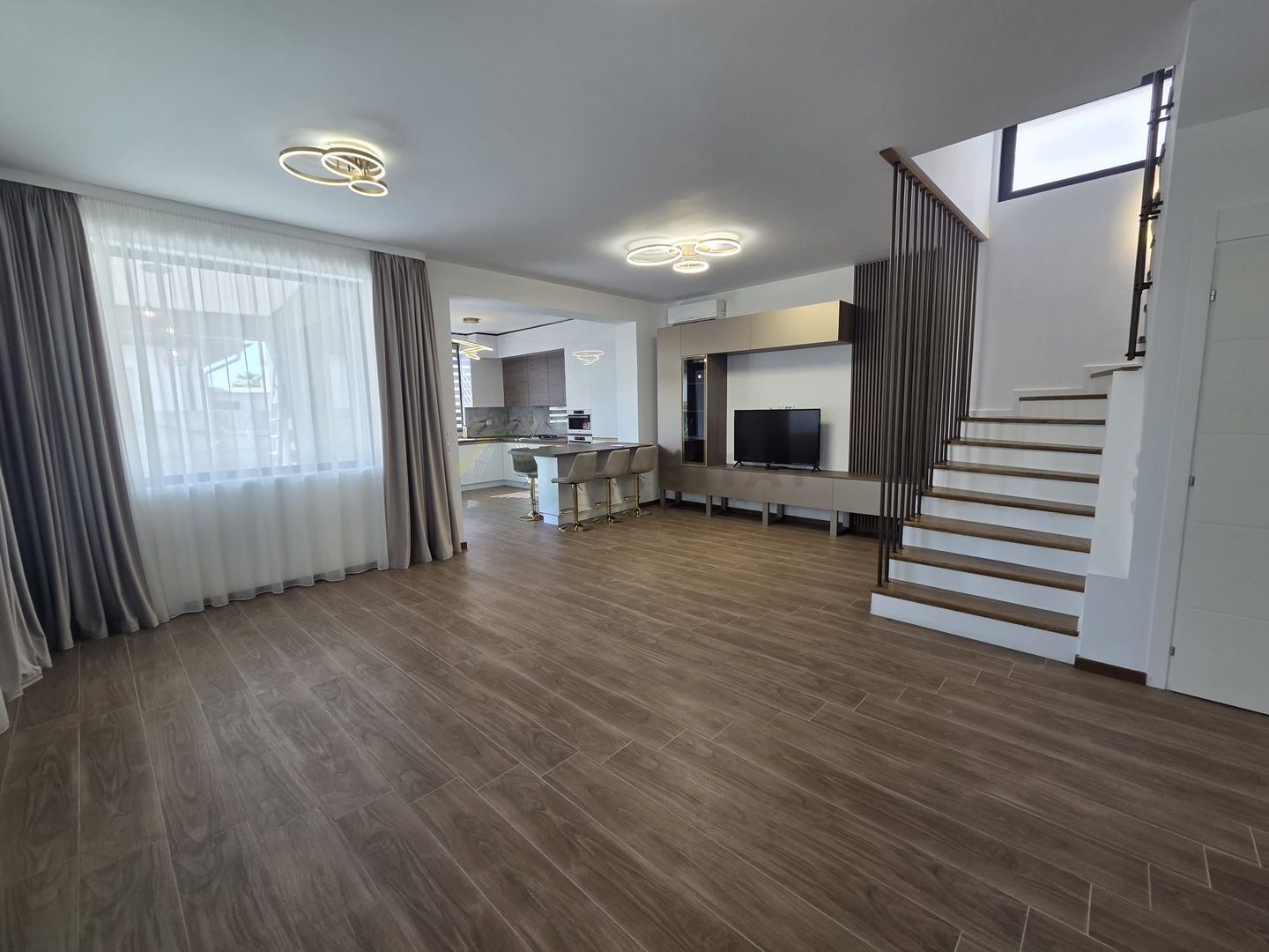 Vilă premium | The Class Villas, Tunari| Rooftop 60 mp - Poză 5