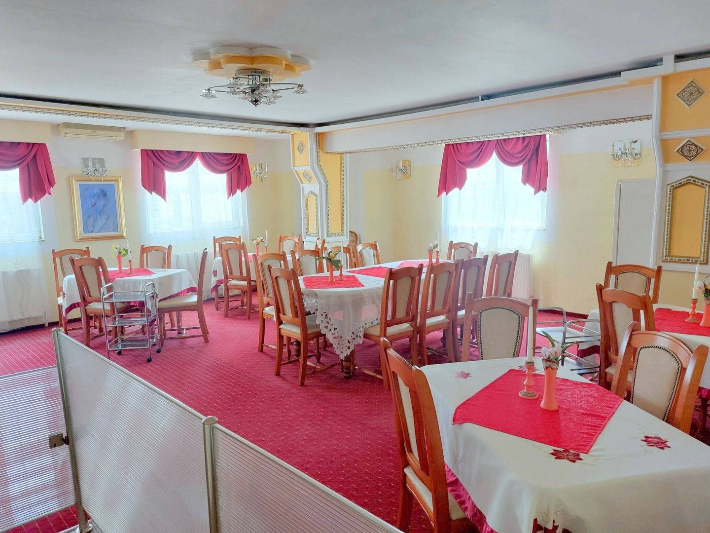 Pensiune de vânzare  – Galați | Bariera Traian | 14 camere - Poză 3