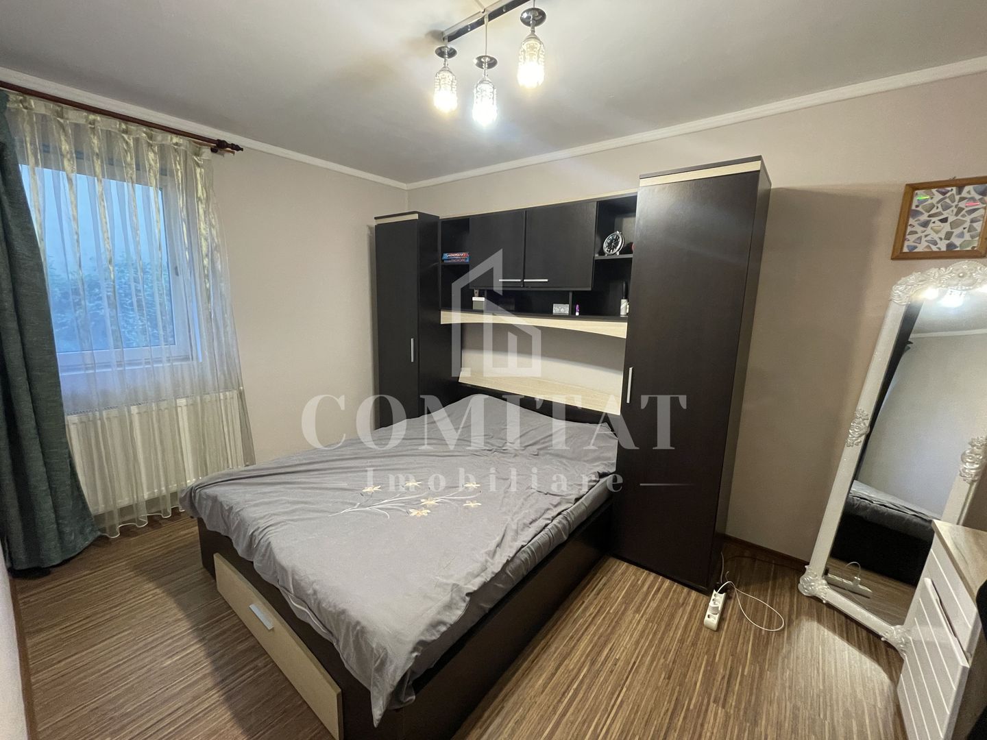 Apartament 2 camere | Semidecomandate | Str Florilor - Poză 1