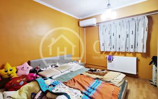 Apartament cu 4 camere de vanzare in Decebal, Oradea - Poză 6