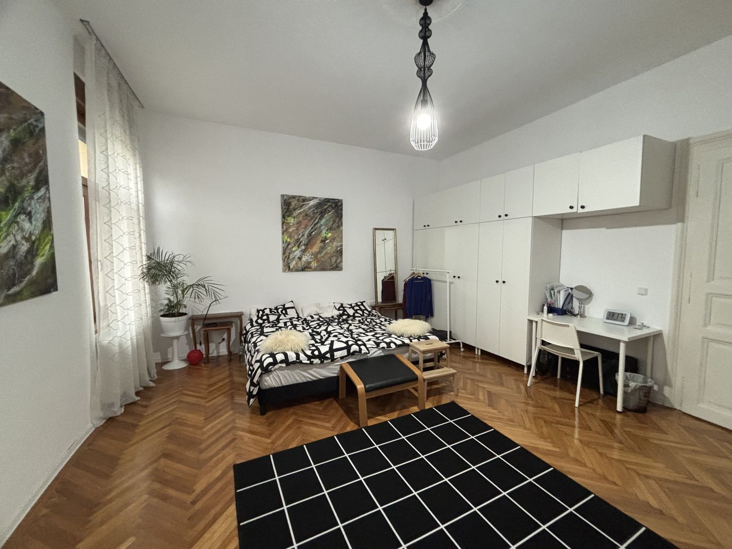 Apartament 3 camere la curte - Poză 2