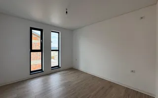 Casa Individuala - 4 camere - 2 bai - 320mp teren - Poză 15