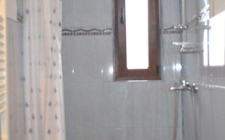 Apartament la casa de inchiriat aproape de centru - Poză 12