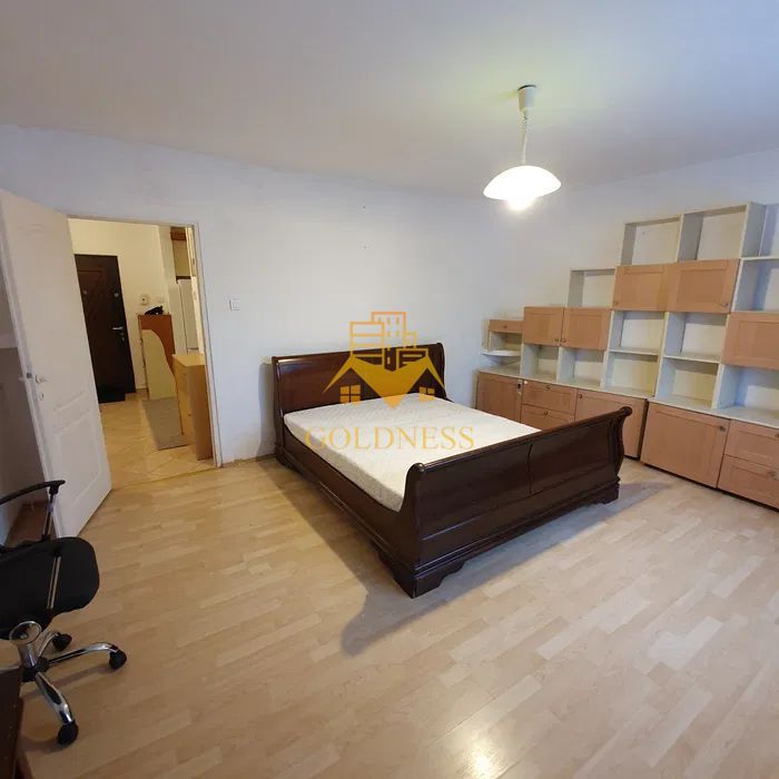 4 camere open space , 2 balcoane, 2 bai, Plopilor Zona Parcul Rozelor - Poză 2