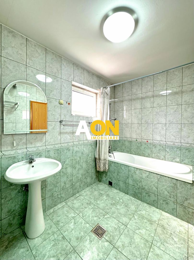 Casa P+1, 912 mp teren, 5 camere, strada asfaltata, zona Lipoveni - Poză 8