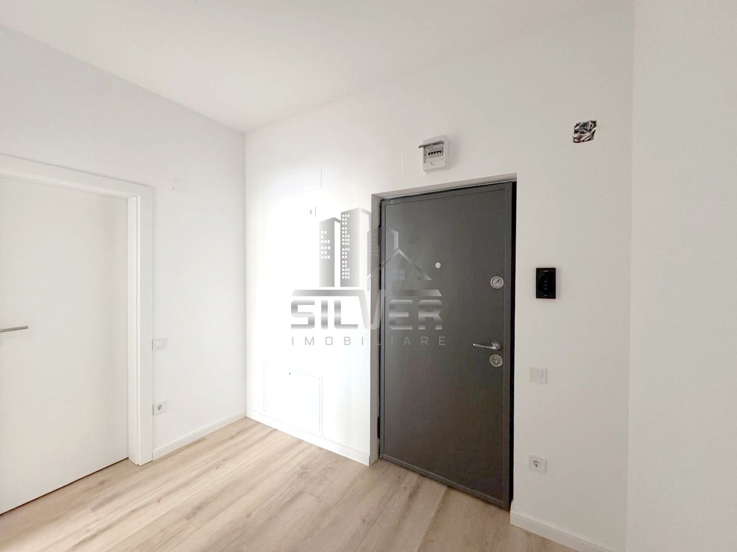 Apartament cu 2 camere dec. recent finisat+terasa de 12 mp/CF. - Poză 11