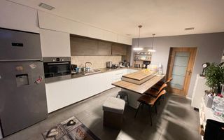 Casa S+P+E+M | 605 mp utili | 10 camere | 3 bucatarii | 4 bai | 3 terase | Garaj - Poză 30