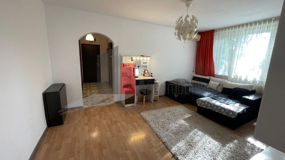 Apartament cu 3 camere în Zona 1Decembrie - Poză 1