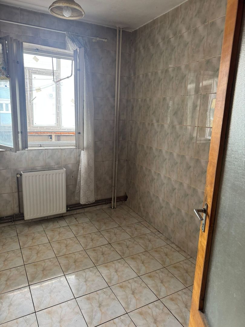3 camere Decomandat 65 mp, Strada Modoran Ene - Poză 7