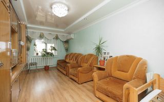 Vânzare, apartament, 3 camere, str. Luceafarul ,sat. Dobogea. - Poză 3