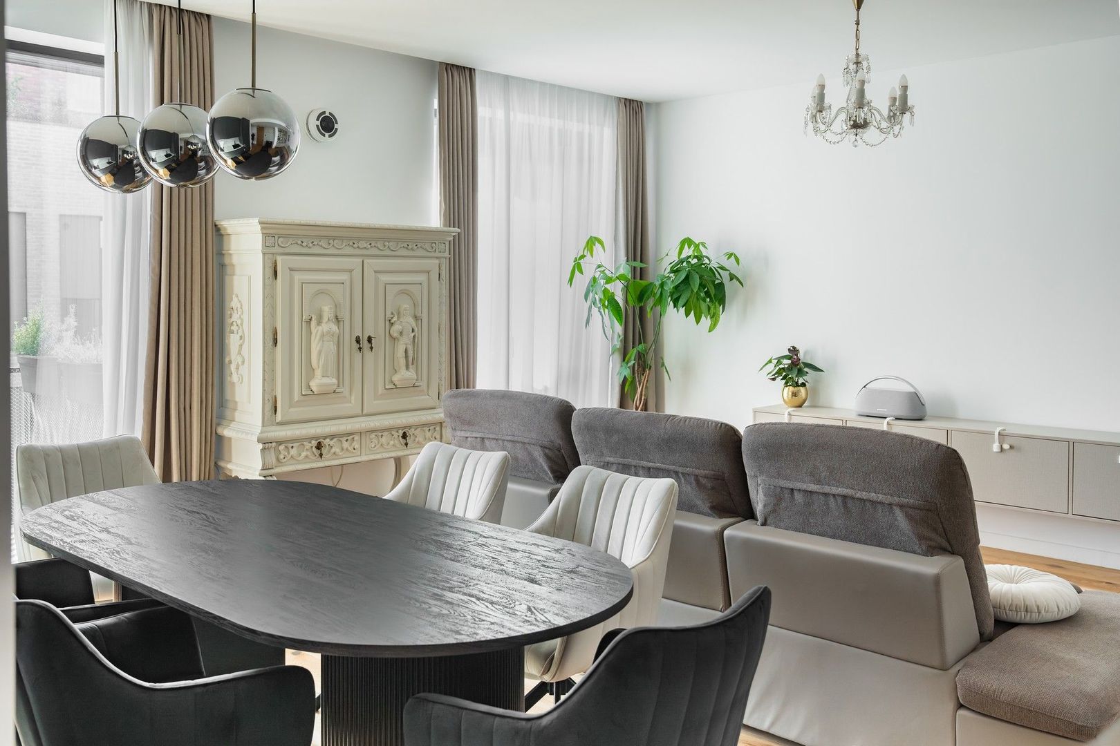 Apartament de 3 camere in Amber Forest - Poză 11