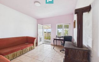 Casă cu teren 13 418 mp intravilan - Poză 6