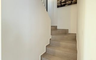 Casă la cheie | 3 dormitoare | Zona restaurantului Il Milanese - Poză 18