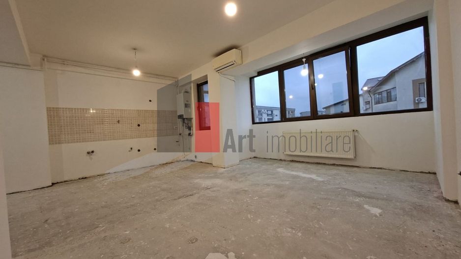 Vânzare apartament semidecomandat 2 camere Metalurgiei - Poză 8