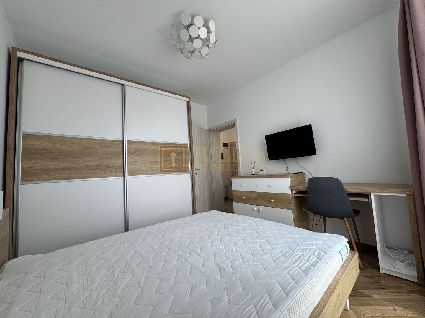 PRIMA INCHIRIERE| 2 camere| apartament premium| loc de parcare| balcon - Poză 3