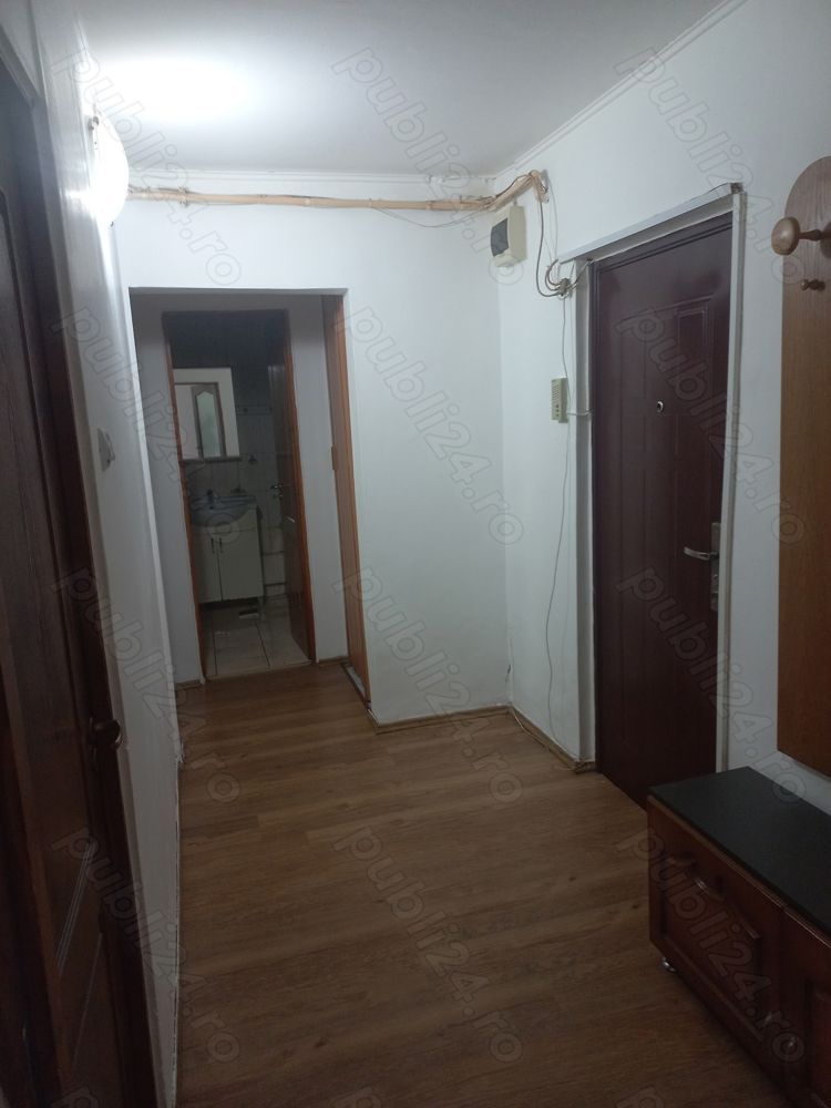 Ag BRASADAS vinde apt 2 cam etaj 4/4 în Micro 17. - Poză 3